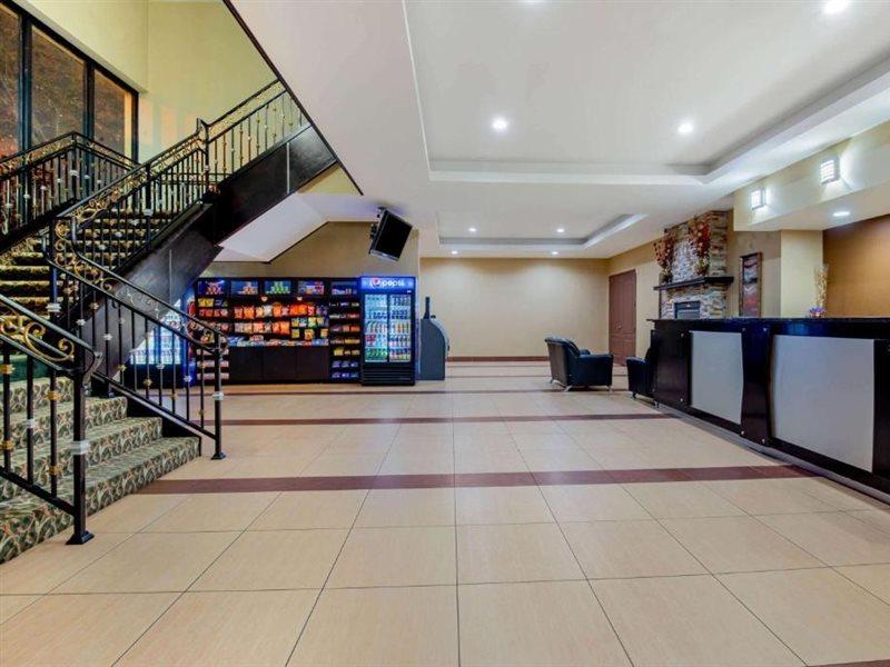 La Quinta Inn By Wyndham West Long Branch Nj Shore Area Екстер'єр фото