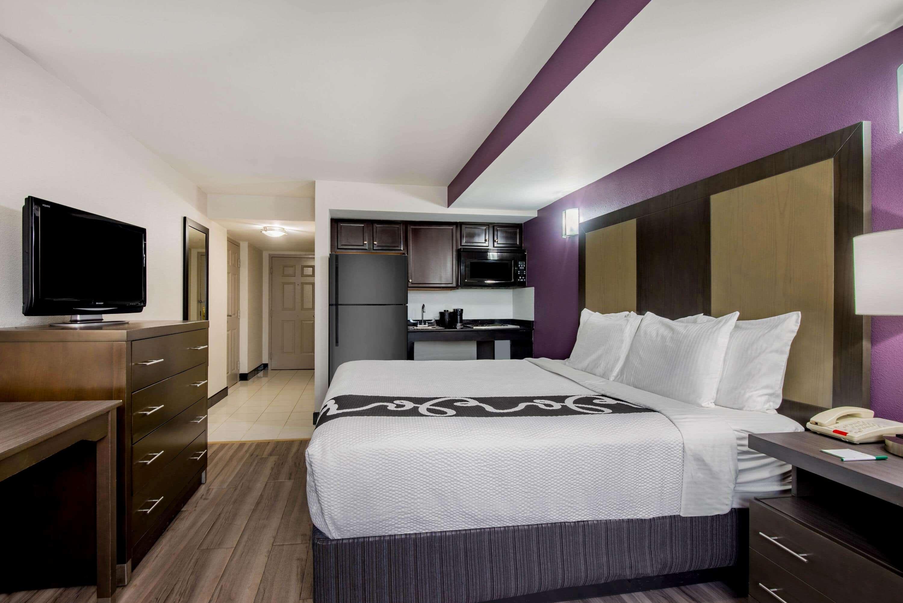 La Quinta Inn By Wyndham West Long Branch Nj Shore Area Екстер'єр фото