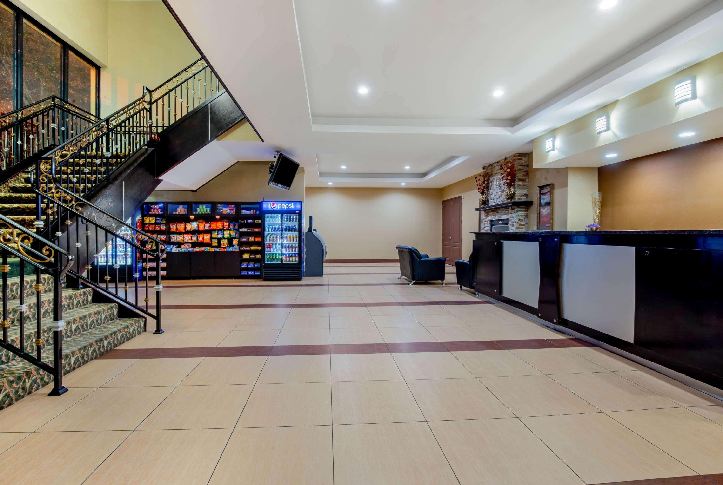 La Quinta Inn By Wyndham West Long Branch Nj Shore Area Екстер'єр фото