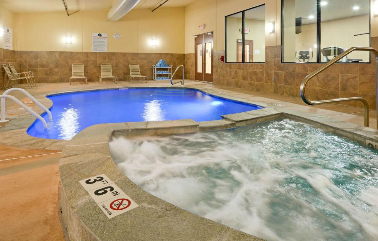 La Quinta Inn By Wyndham West Long Branch Nj Shore Area Екстер'єр фото